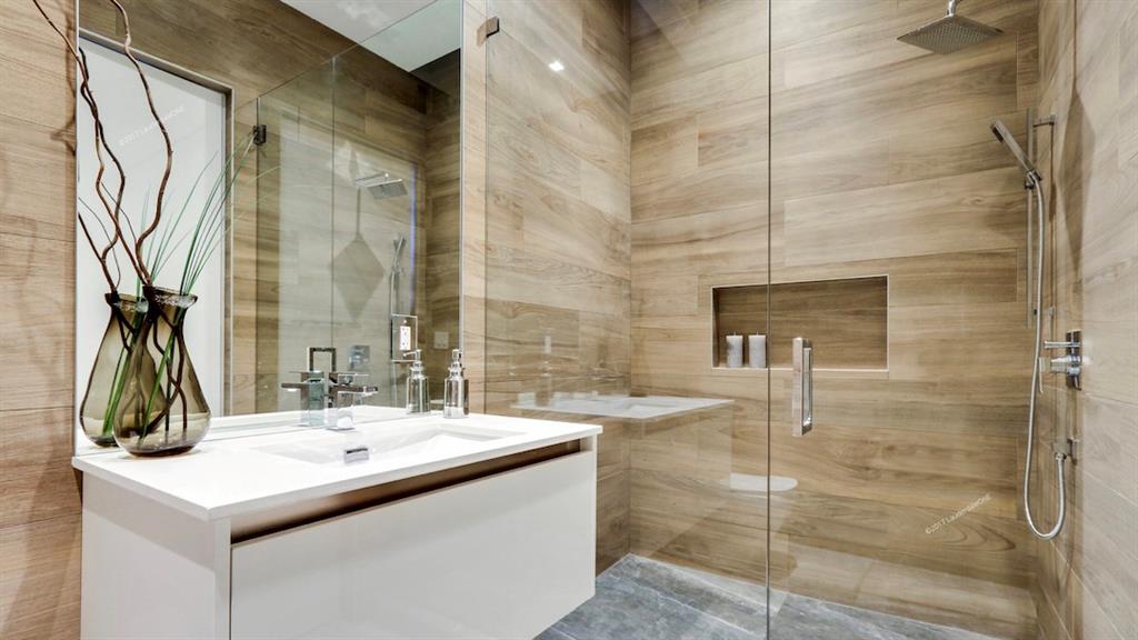 Riviera 6-17 B - Residential