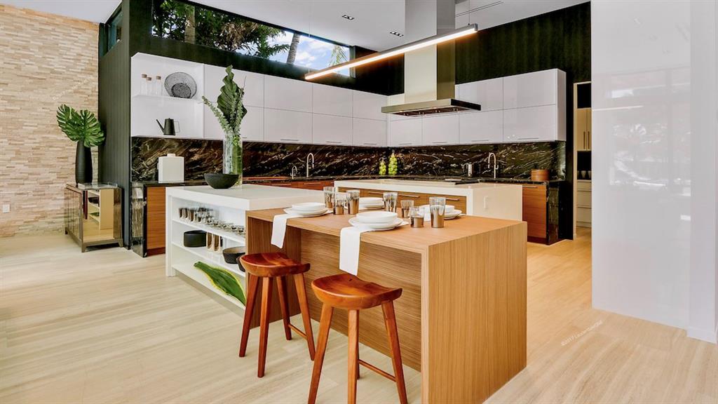 Riviera 6-17 B - Residential