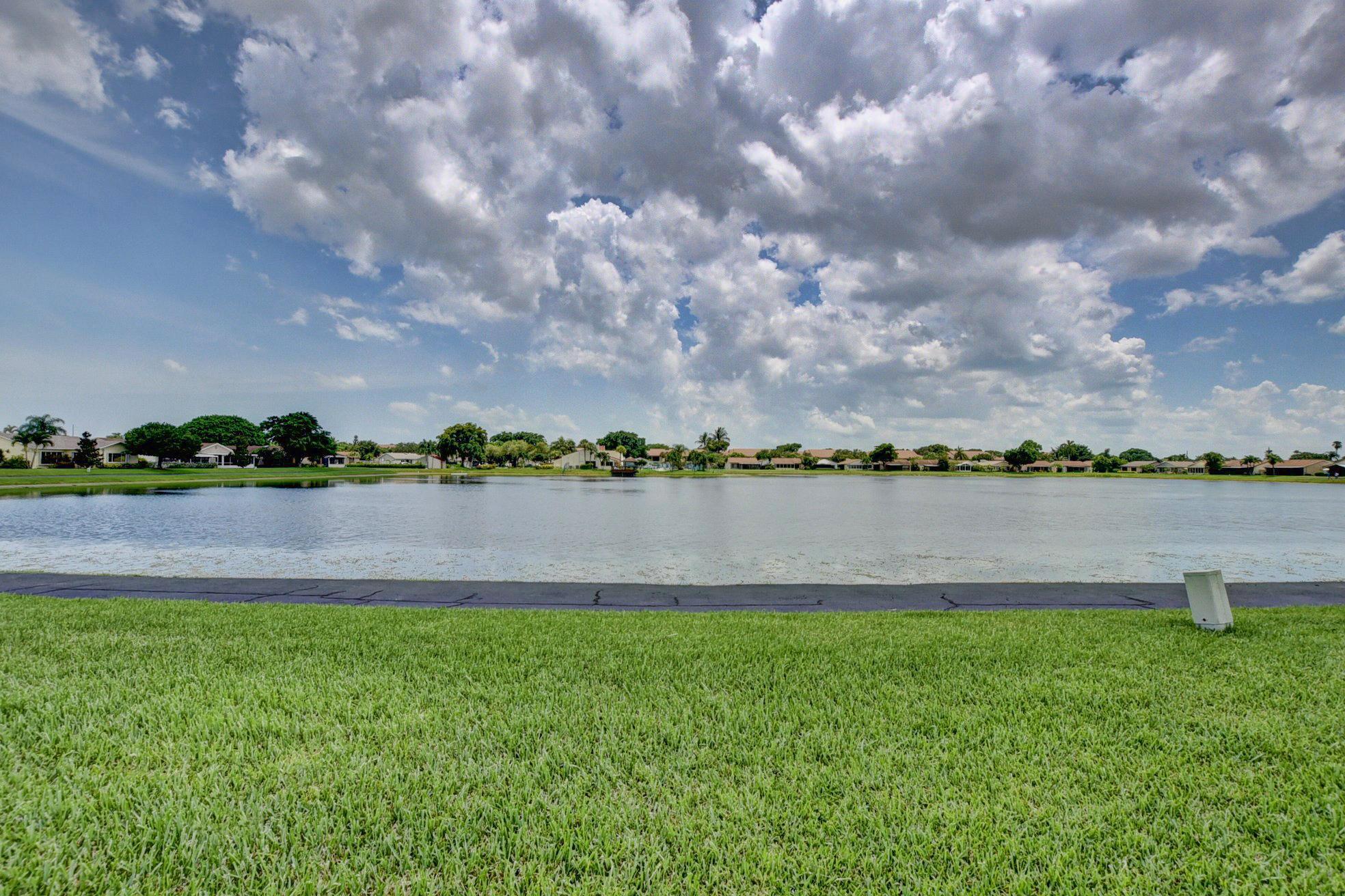 MIRROR LAKES - Residential