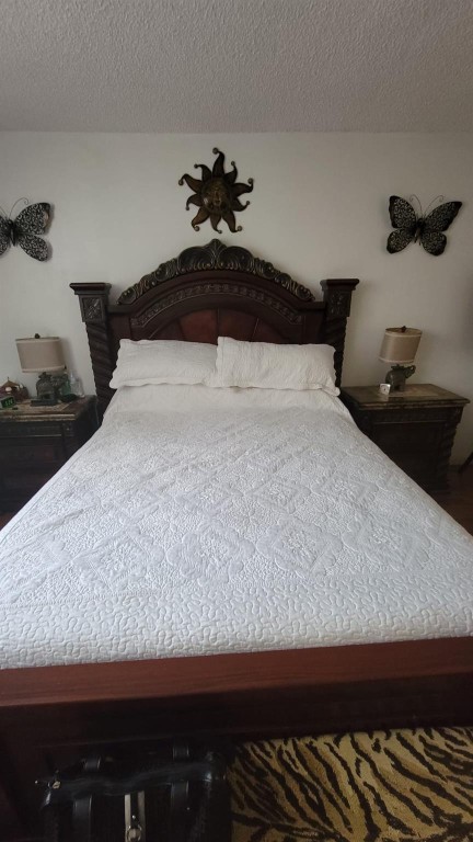 Royal Oaks Condo - Residential