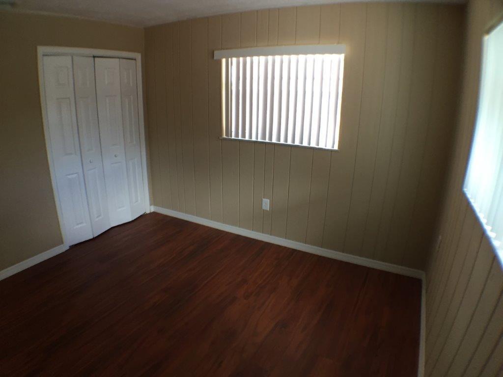 SUNRISE GOLF VILLAGE SEC - Residential Lease