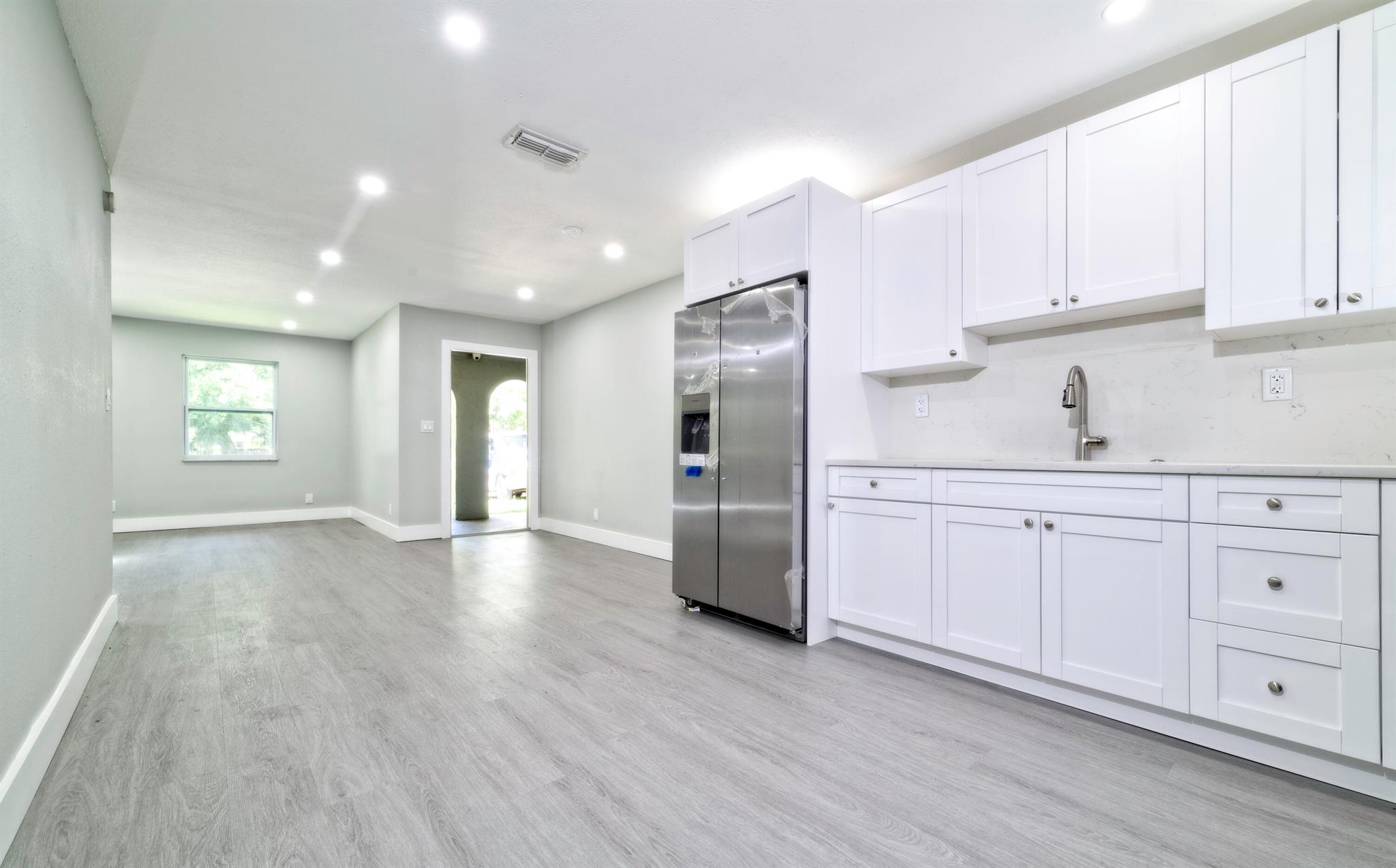 JACARANDA HEIGHTS - Residential Lease