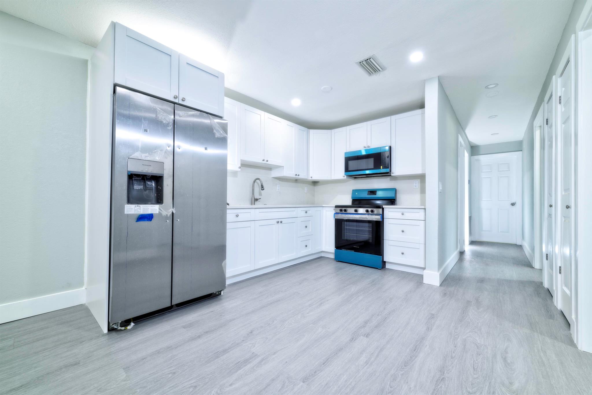 JACARANDA HEIGHTS - Residential Lease