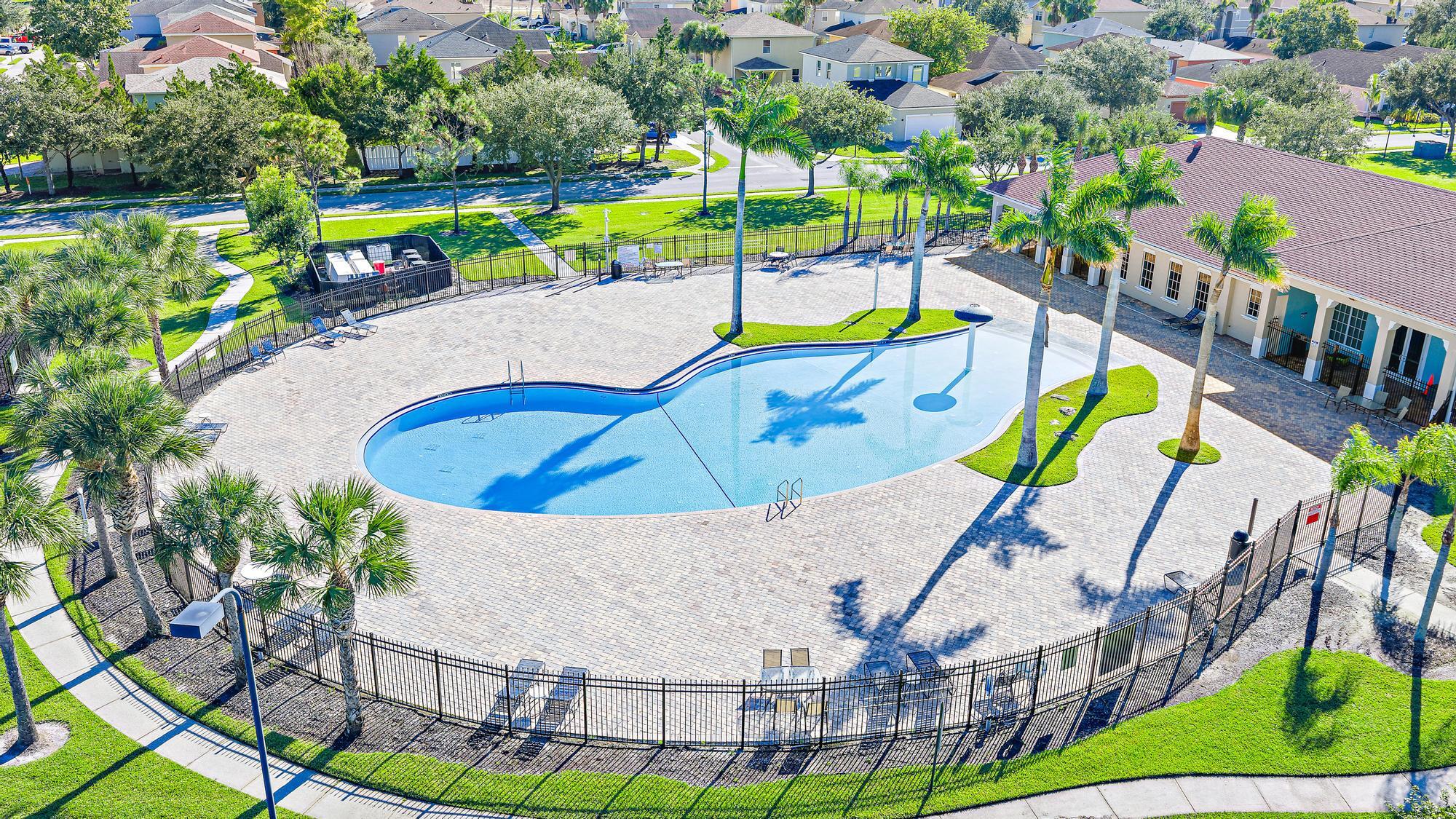 312 PALM BREEZES Drive