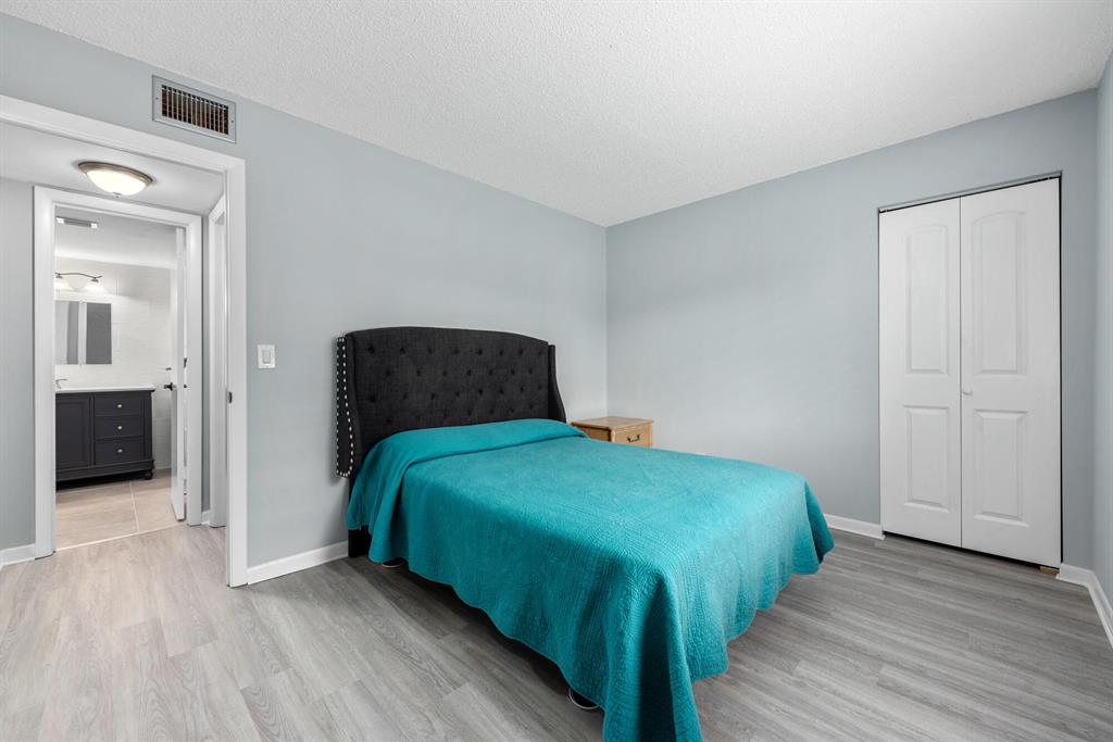 PINE RIDGE SOUTH IV CONDO - Residential