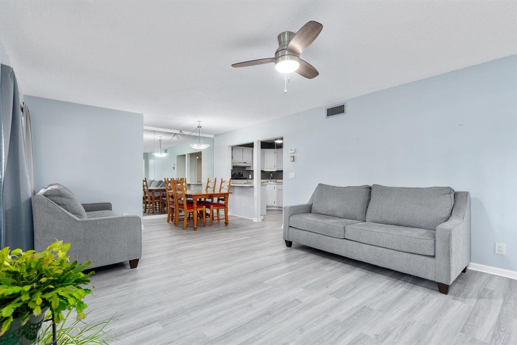 PINE RIDGE SOUTH IV CONDO - Residential