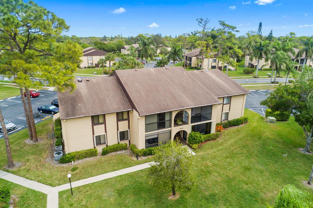 PINE RIDGE SOUTH IV CONDO - Residential