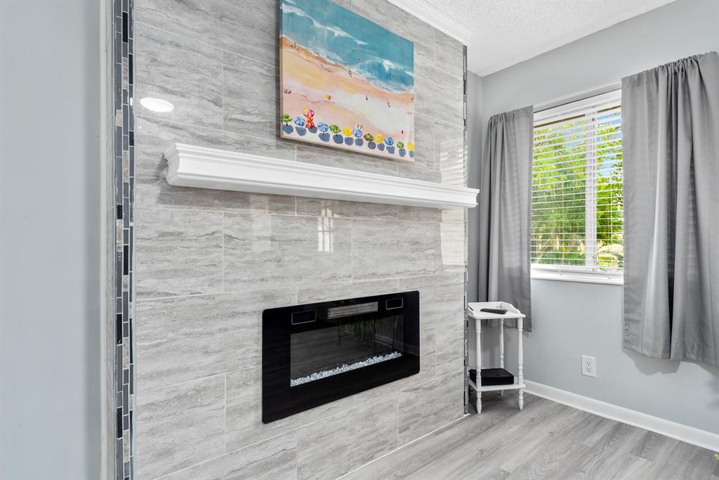 PINE RIDGE SOUTH IV CONDO - Residential