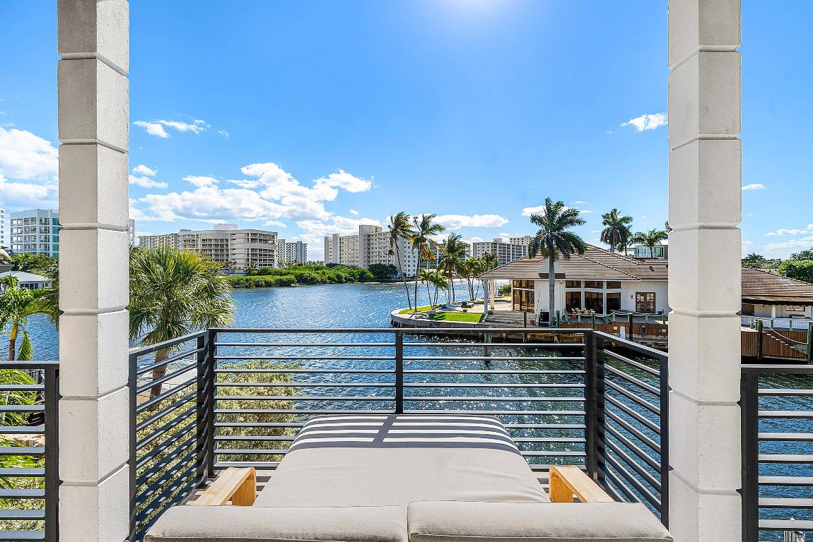 TROPIC ISLE 4TH SEC - Residential