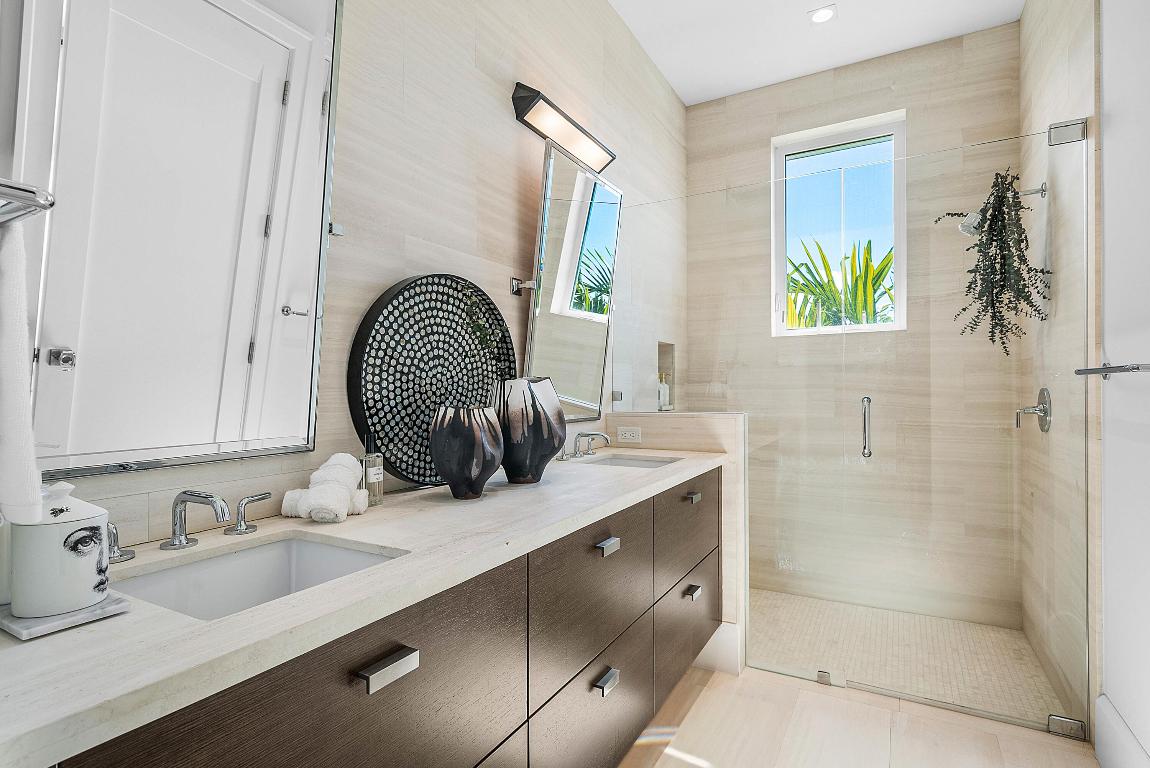 TROPIC ISLE 4TH SEC - Residential