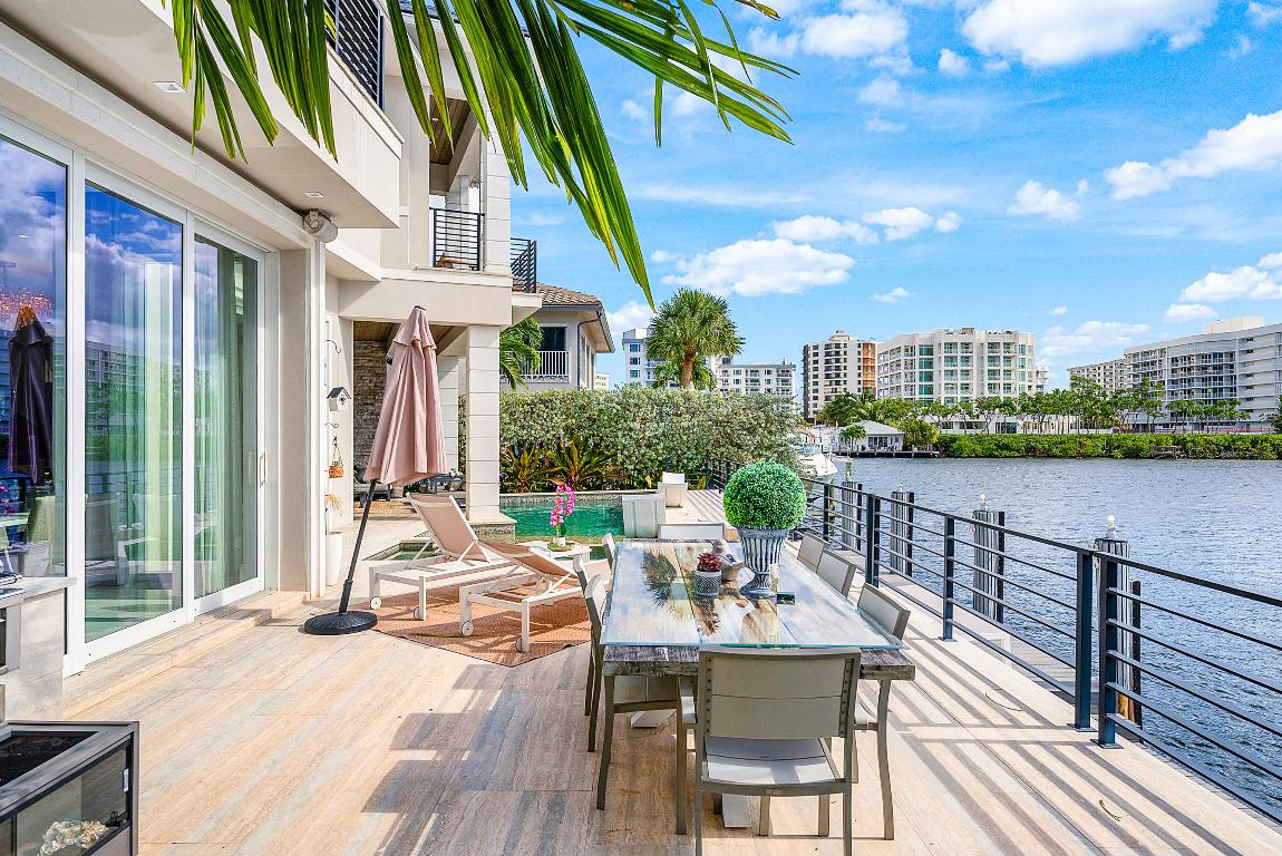 TROPIC ISLE 4TH SEC - Residential