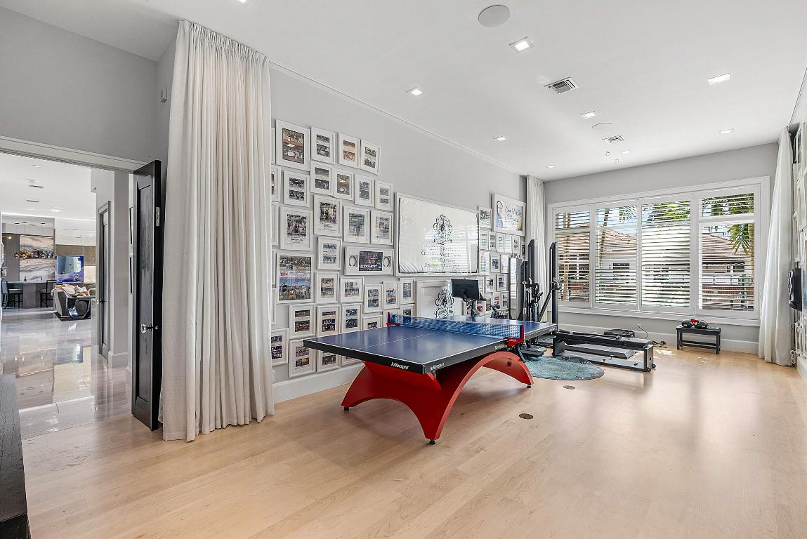 TROPIC ISLE 4TH SEC - Residential