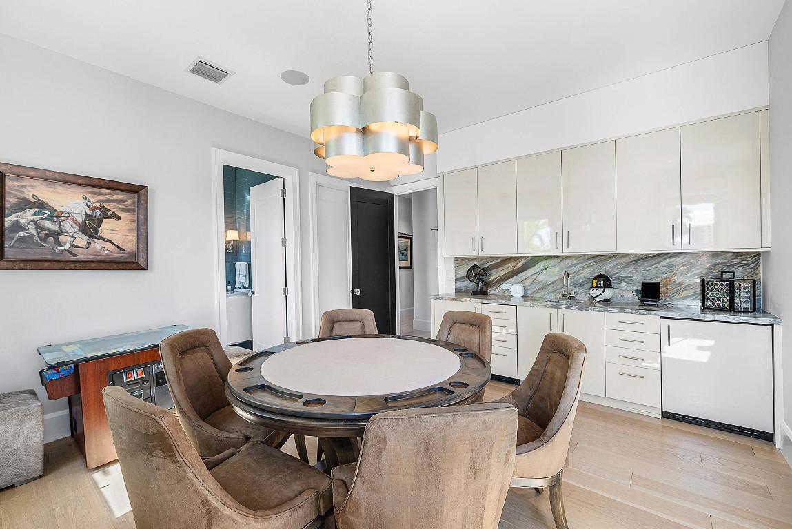 TROPIC ISLE 4TH SEC - Residential