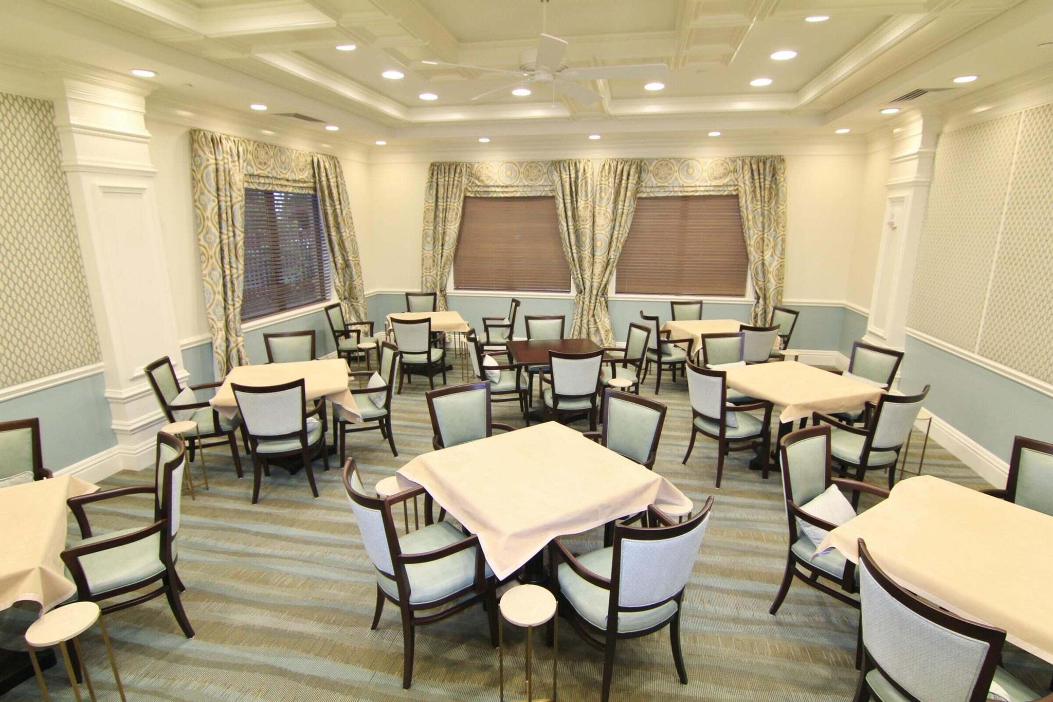 VALENCIA PALMS - Residential