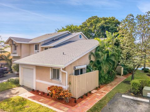 A home in Deerfield Beach