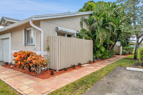 A home in Deerfield Beach