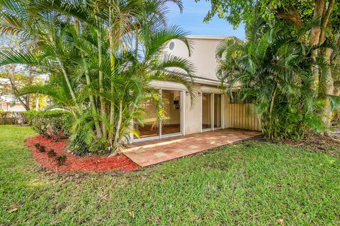 A home in Deerfield Beach