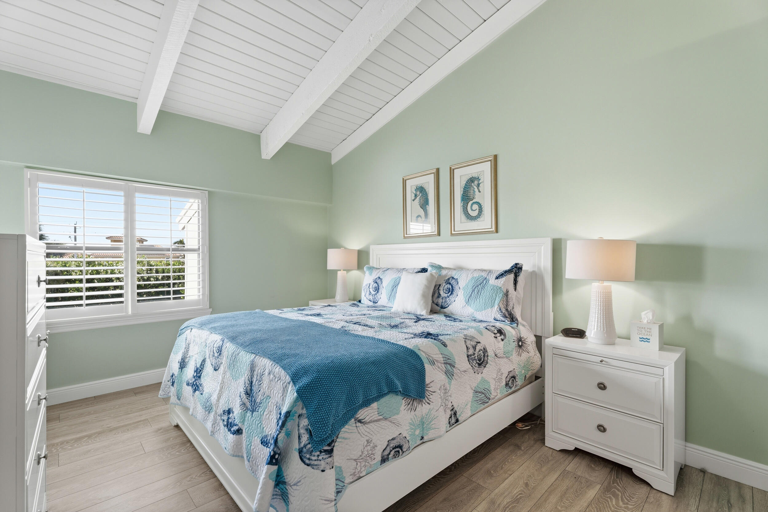 BEACHWOOD VILLAS CONDO - Residential