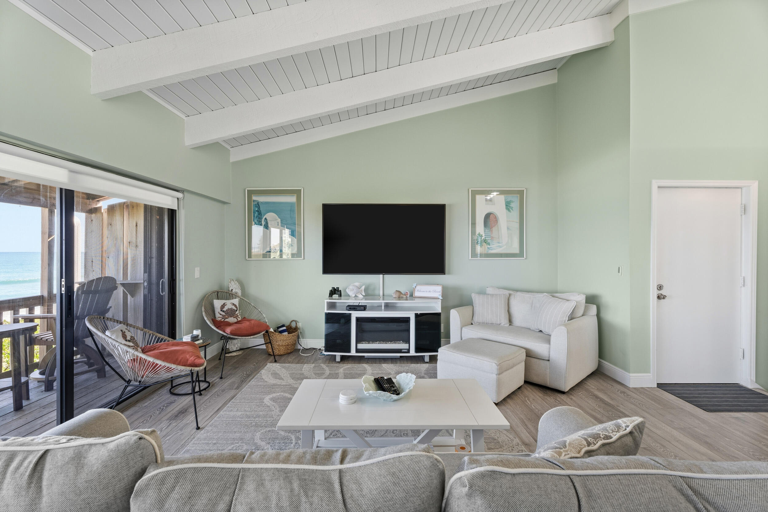 BEACHWOOD VILLAS CONDO - Residential