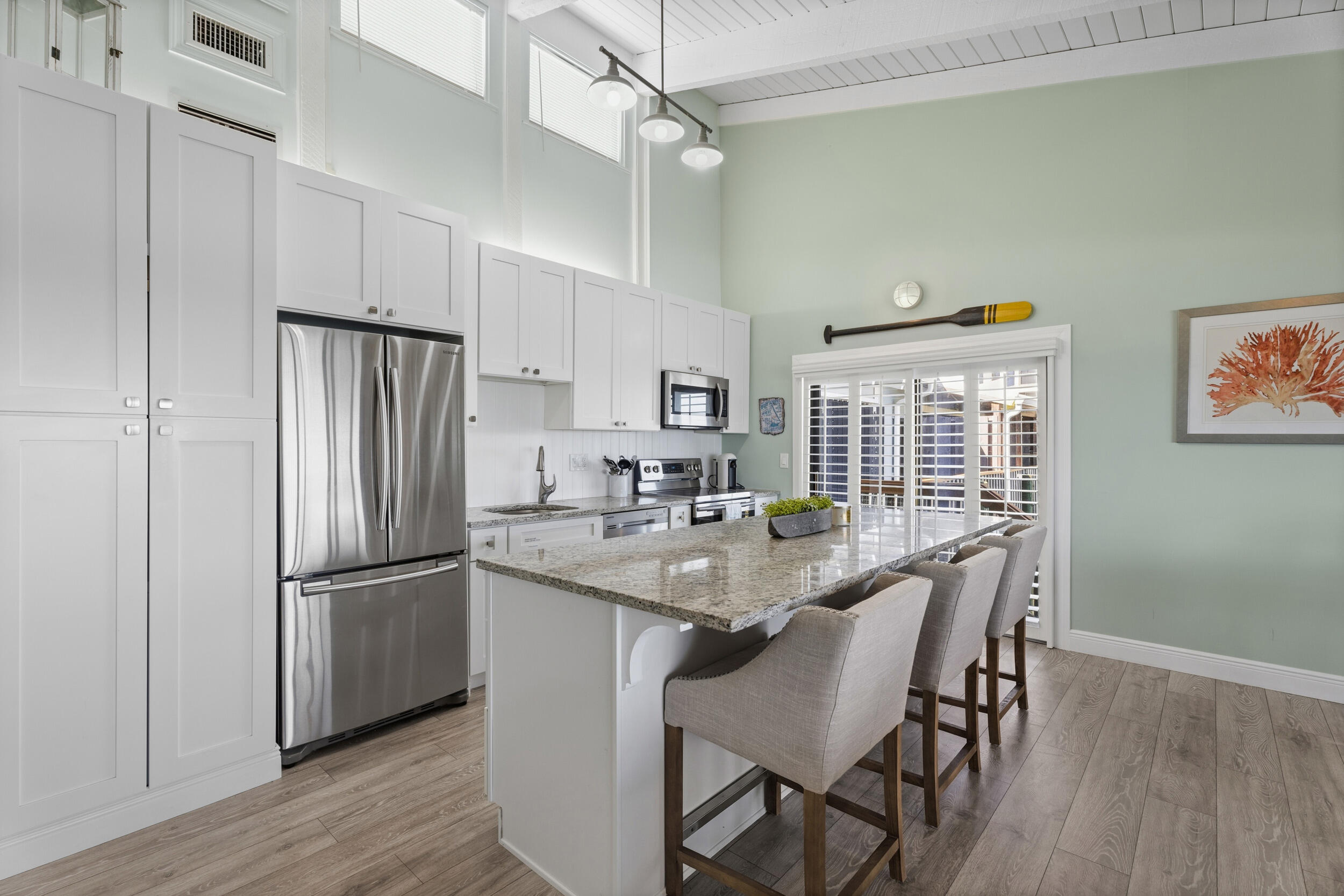 BEACHWOOD VILLAS CONDO - Residential