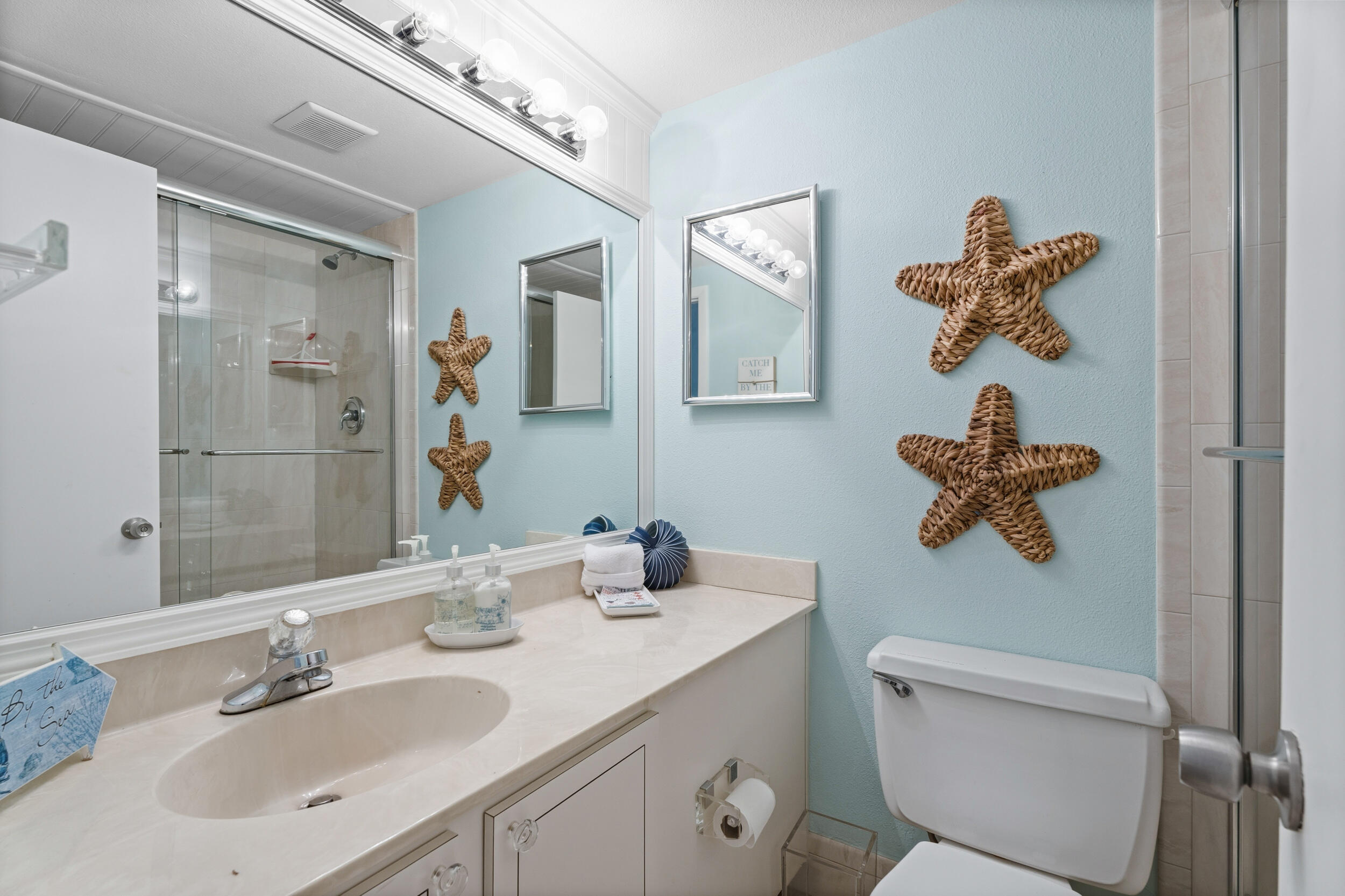 BEACHWOOD VILLAS CONDO - Residential