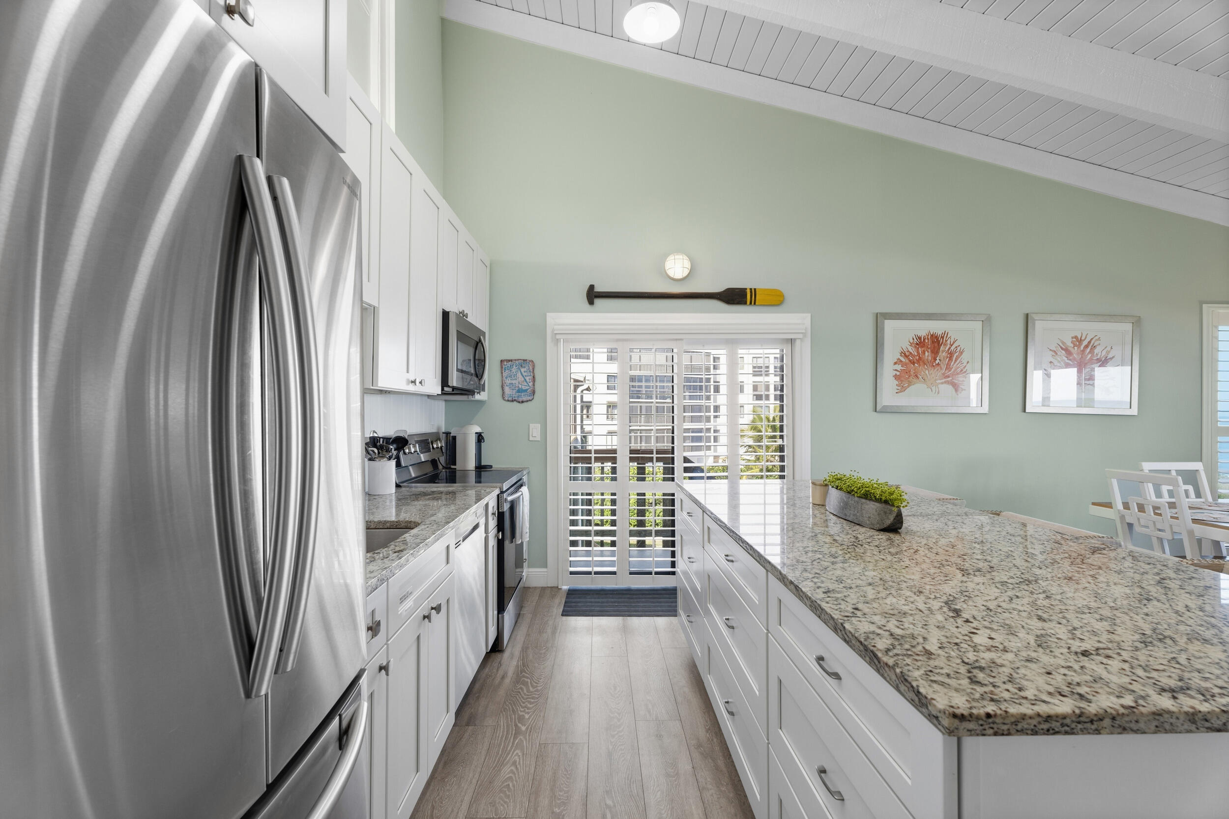 BEACHWOOD VILLAS CONDO - Residential