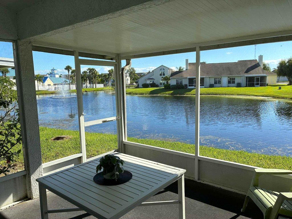 Photo of 1820 Waterford Drive #3, Vero Beach, FL 32966 (MLS # R11130858)