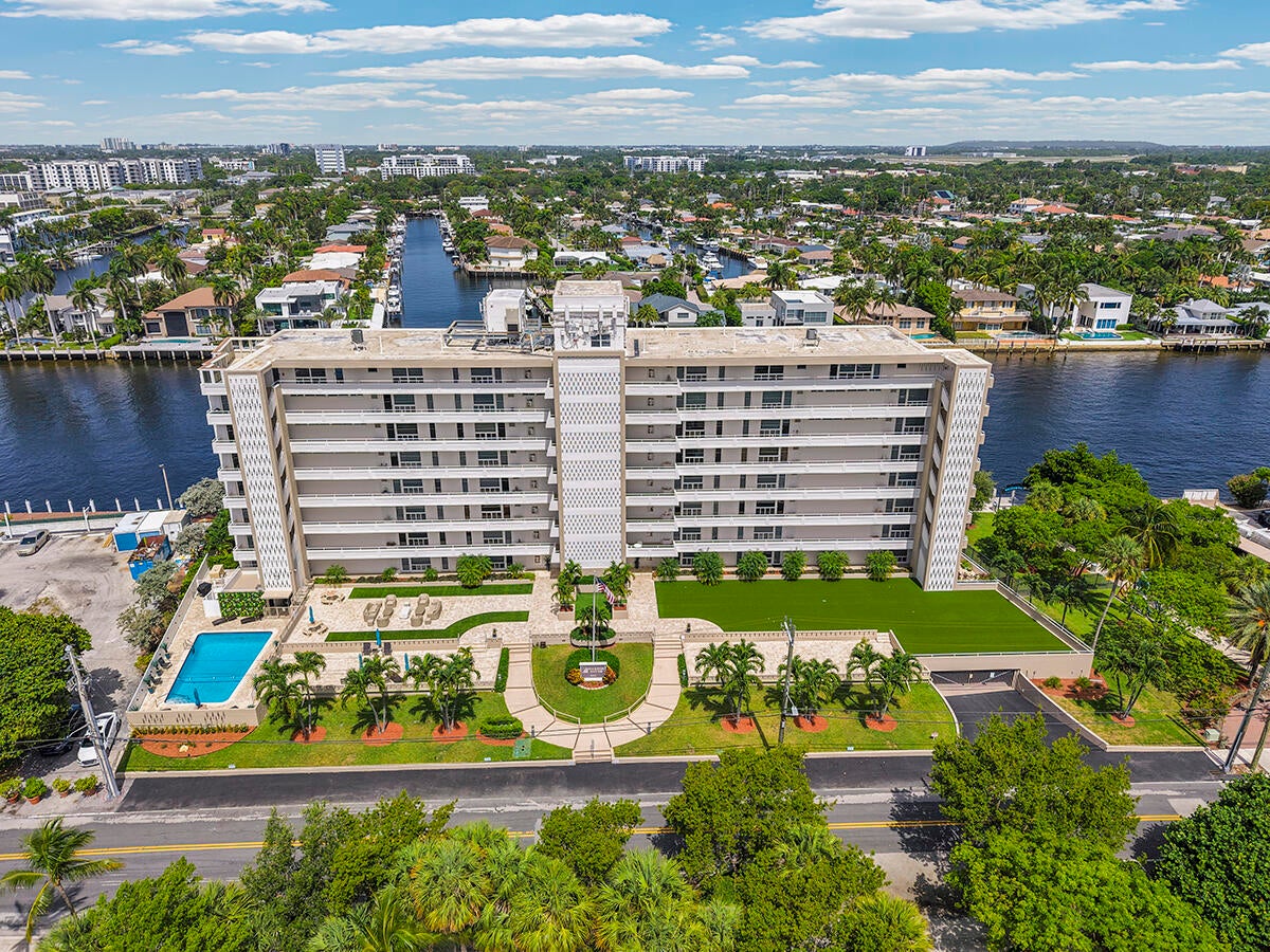 201 N Riverside Drive #802