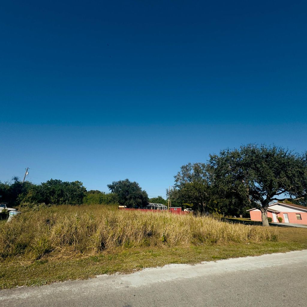 Photo of Tbd San Diego Avenue, Fort Pierce, FL 34946 (MLS # R11150058)