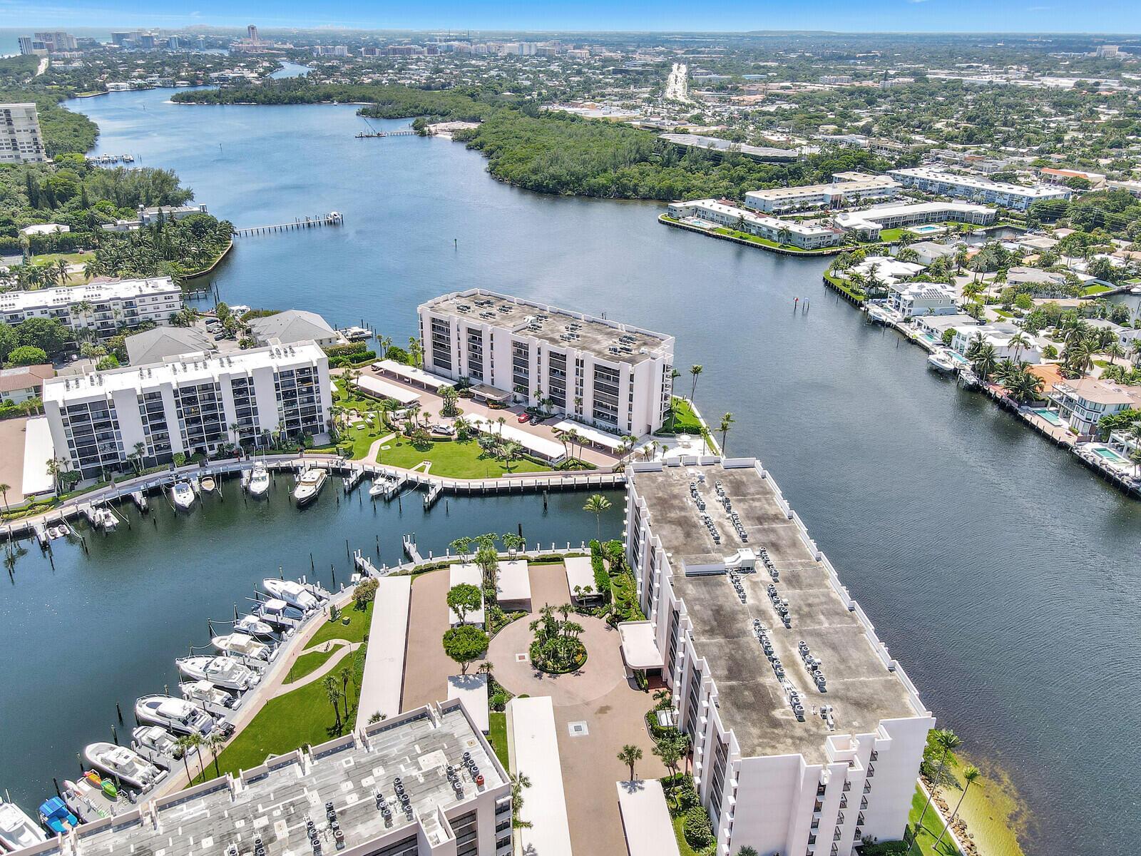YACHT & RACQUET CLUB OF B - Residential