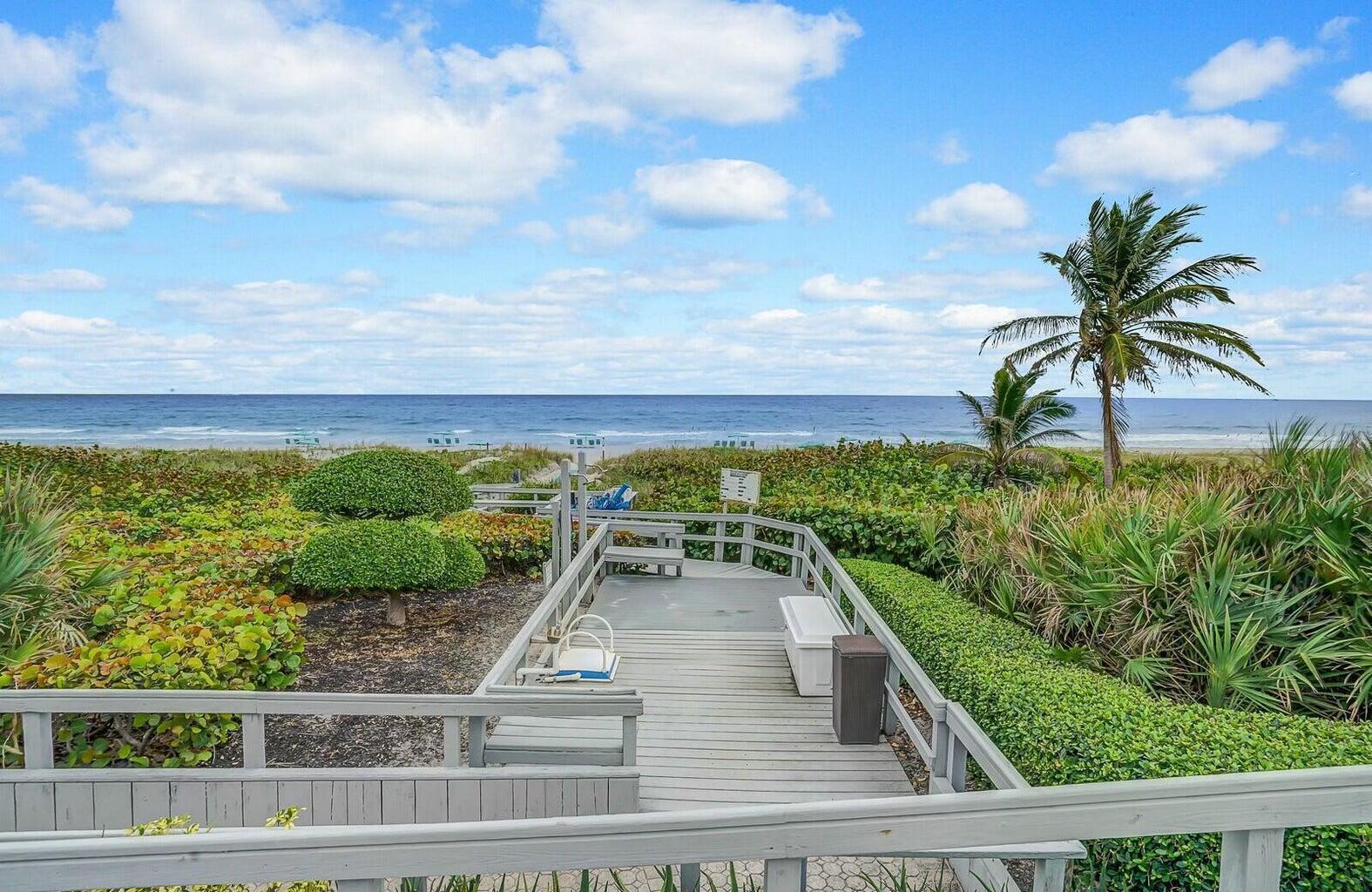 YACHT & RACQUET CLUB OF B - Residential