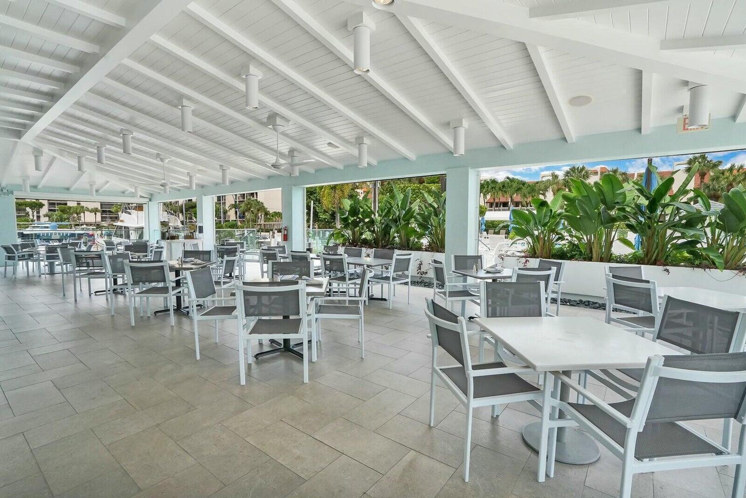 YACHT & RACQUET CLUB OF B - Residential