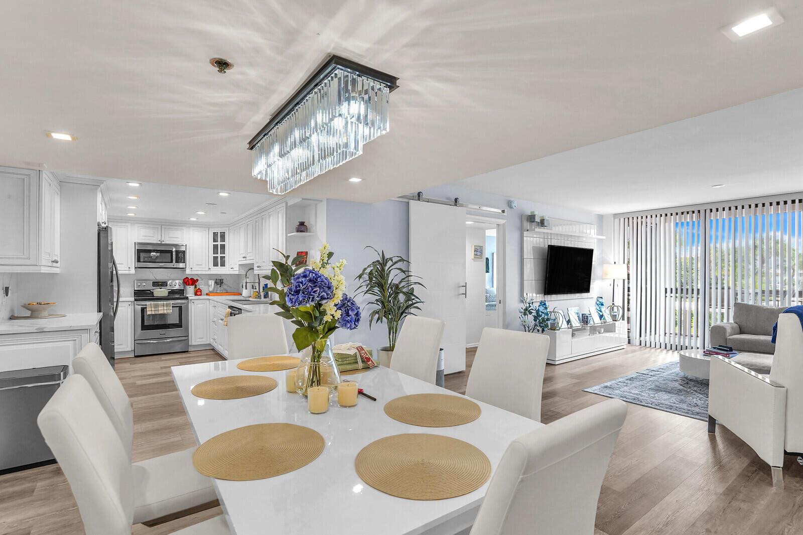 YACHT & RACQUET CLUB OF B - Residential