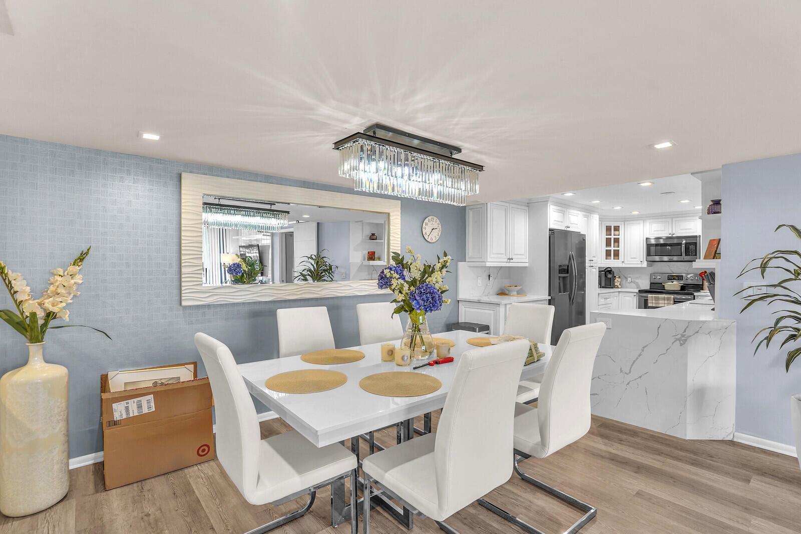 YACHT & RACQUET CLUB OF B - Residential