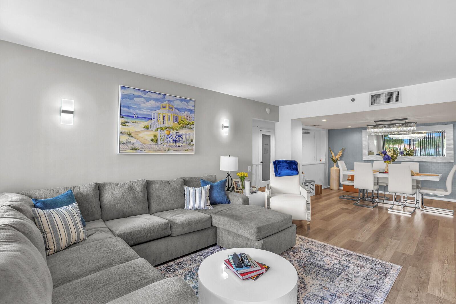 YACHT & RACQUET CLUB OF B - Residential