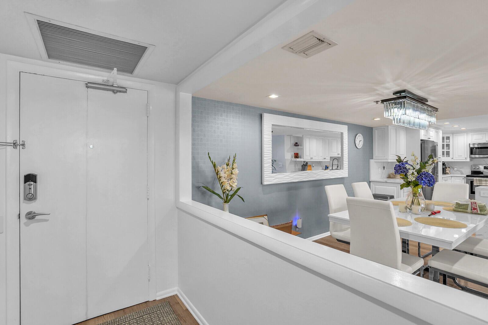 YACHT & RACQUET CLUB OF B - Residential