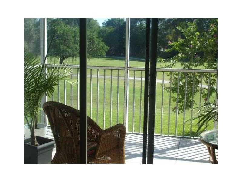 PALM-AIRE COUNTRY CLUB CO - Residential Lease