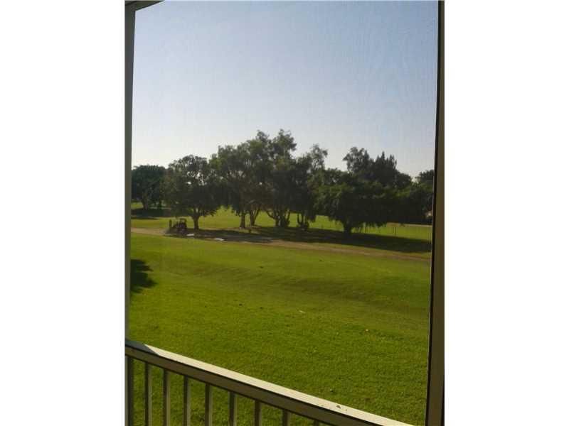 PALM-AIRE COUNTRY CLUB CO - Residential Lease