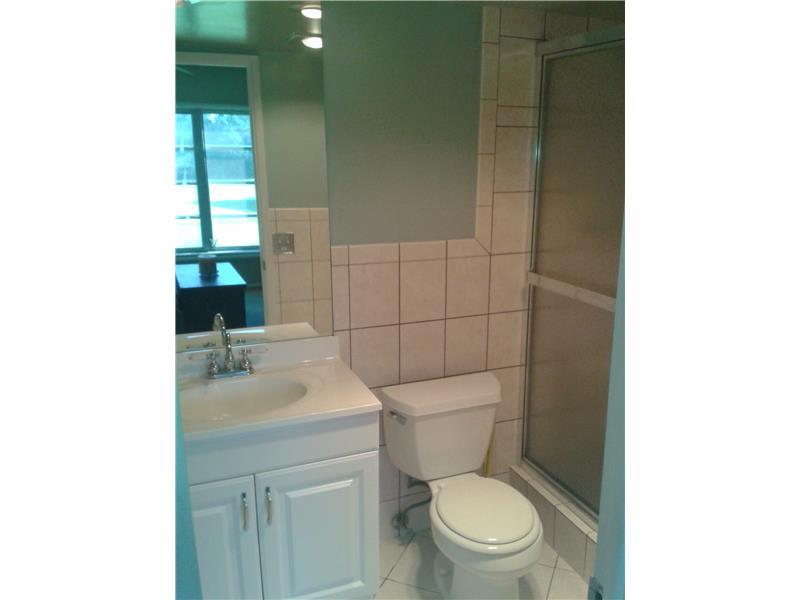 PALM-AIRE COUNTRY CLUB CO - Residential Lease