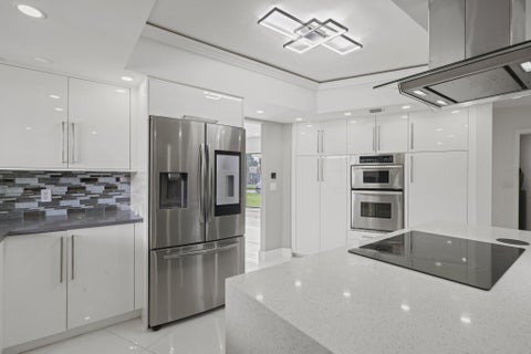 Tiny photo for 80 W RUBBER TREE Drive, Lake Worth, FL 33467 (MLS # B26087901)