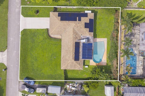 Tiny photo for 80 W RUBBER TREE Drive, Lake Worth, FL 33467 (MLS # B26087901)
