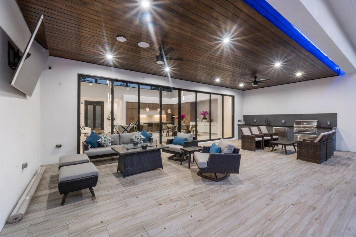 RIO VISTA - Residential