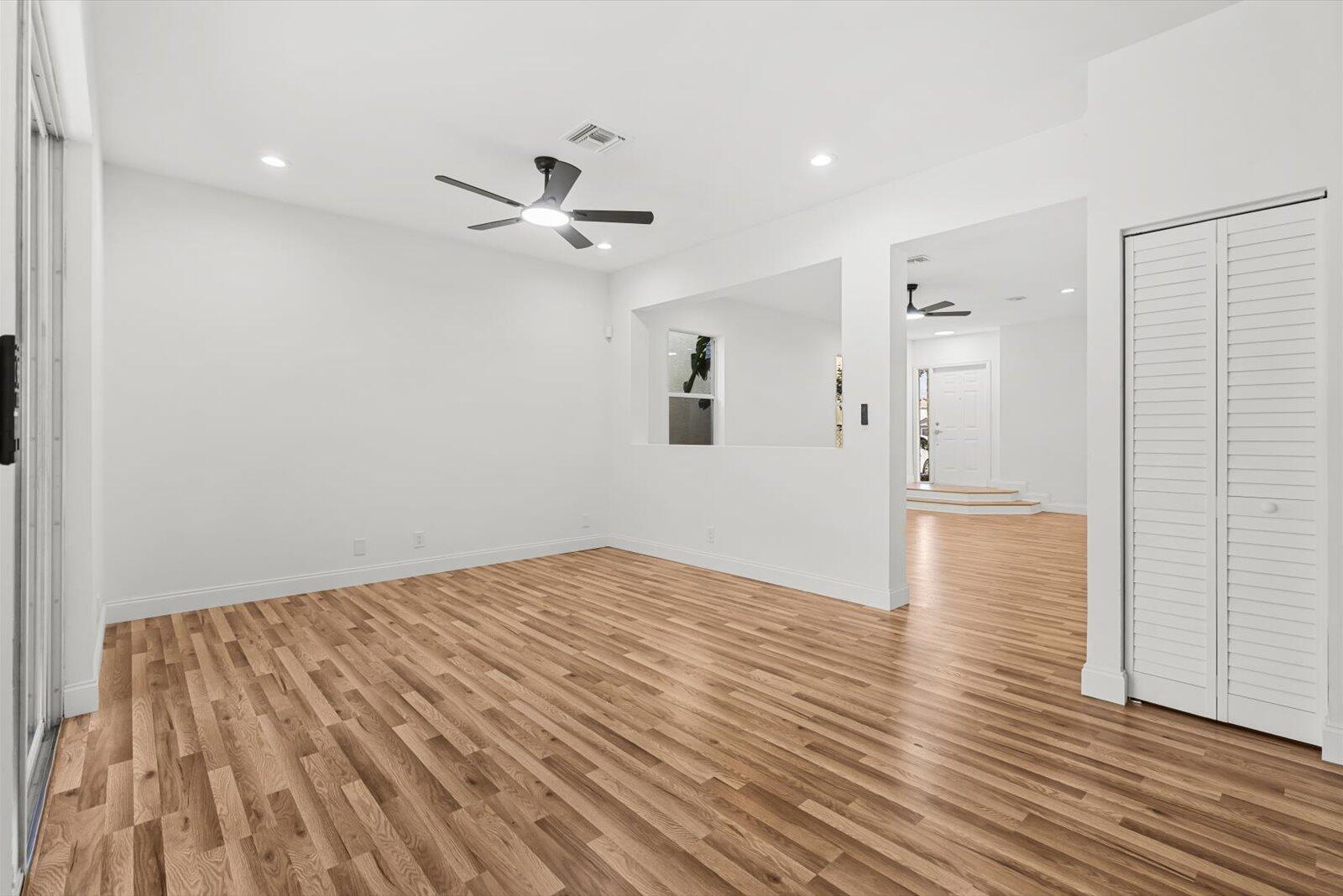 PRINCETON PLACE AT GABLES END - Residential