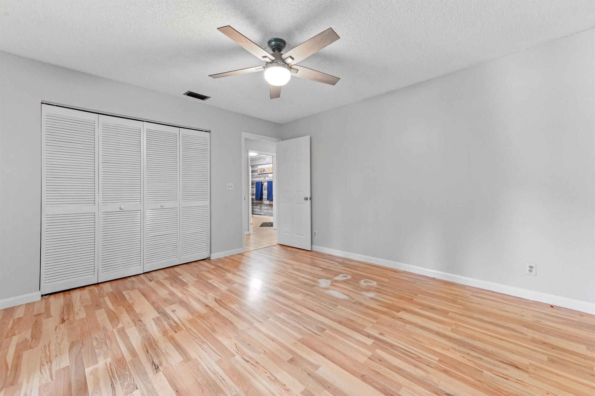 LOXAHATCHEE GROVES - Residential