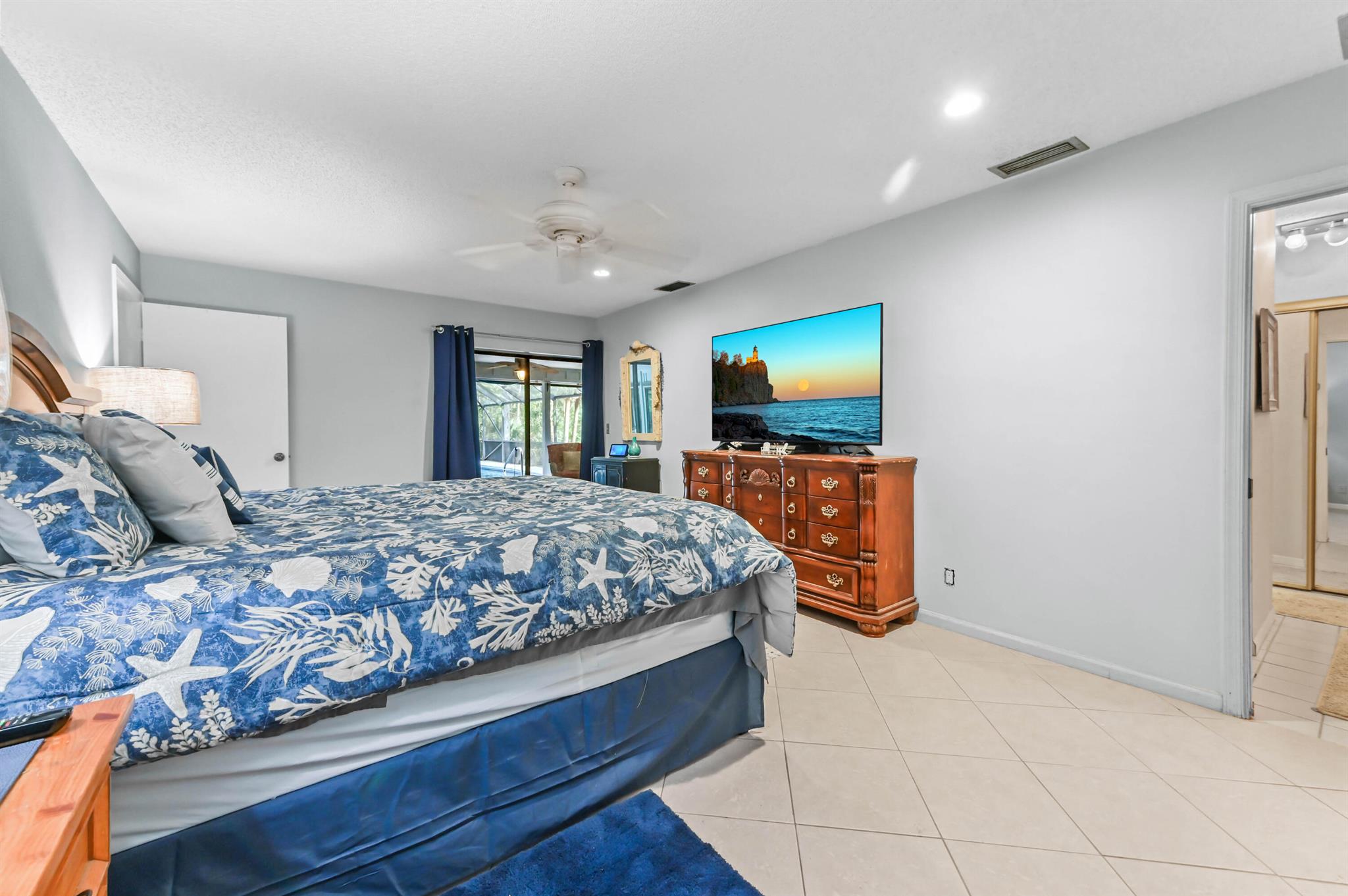 LOXAHATCHEE GROVES - Residential