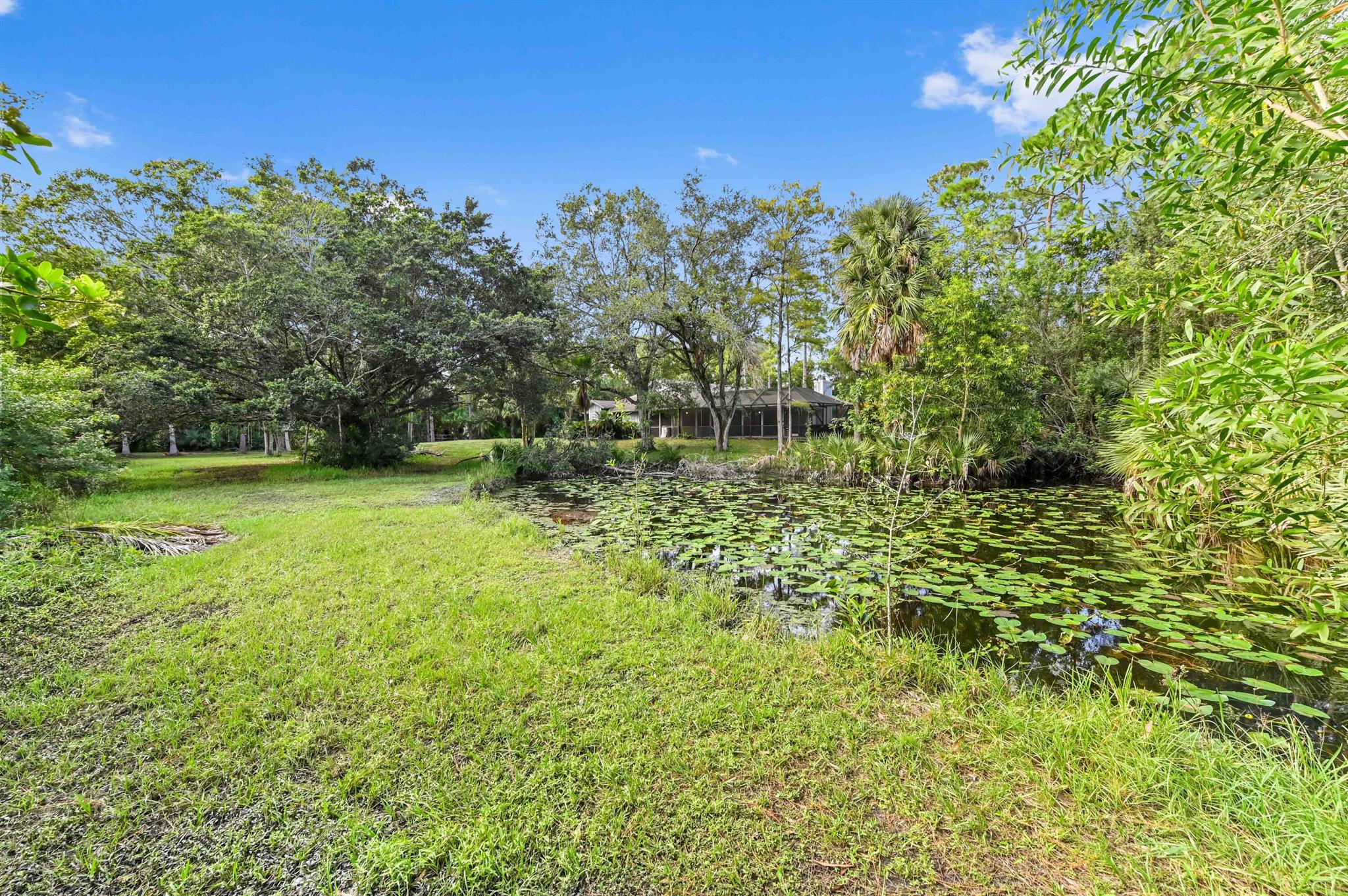 LOXAHATCHEE GROVES - Residential