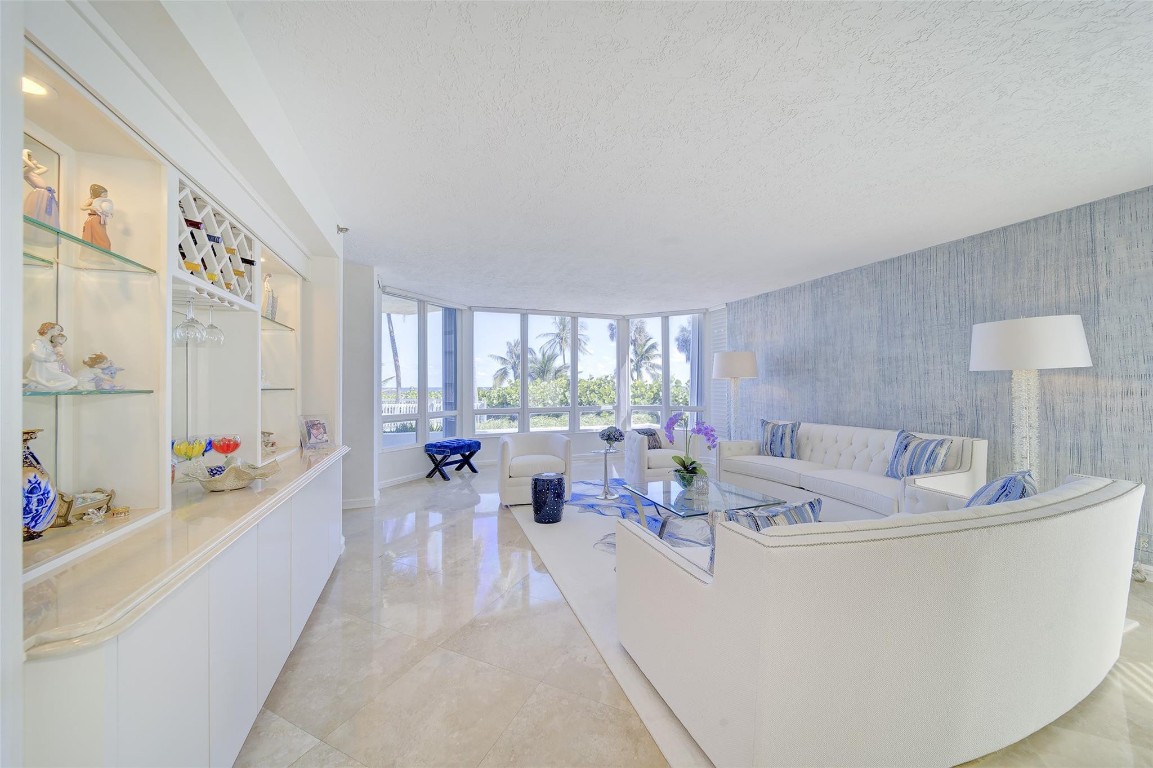 KINGSLEY ARMS - Residential