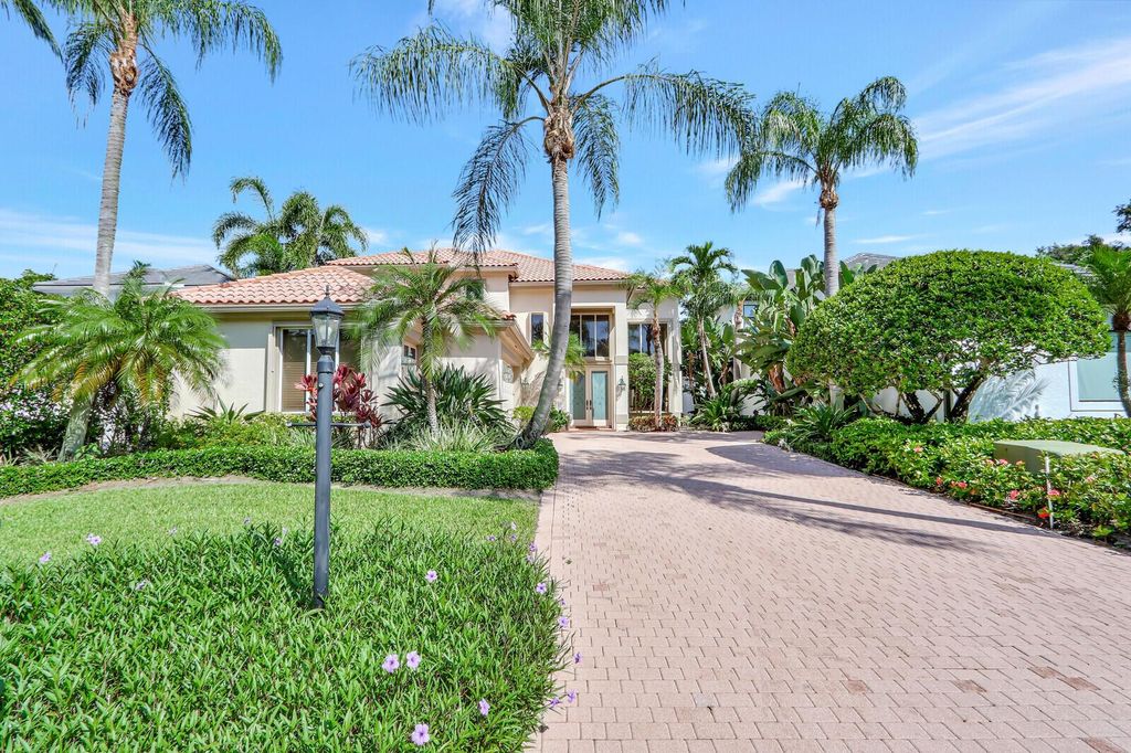 Photo of 3667 Toulouse Drive, Palm Beach Gardens, FL 33410 (MLS # R10934488)