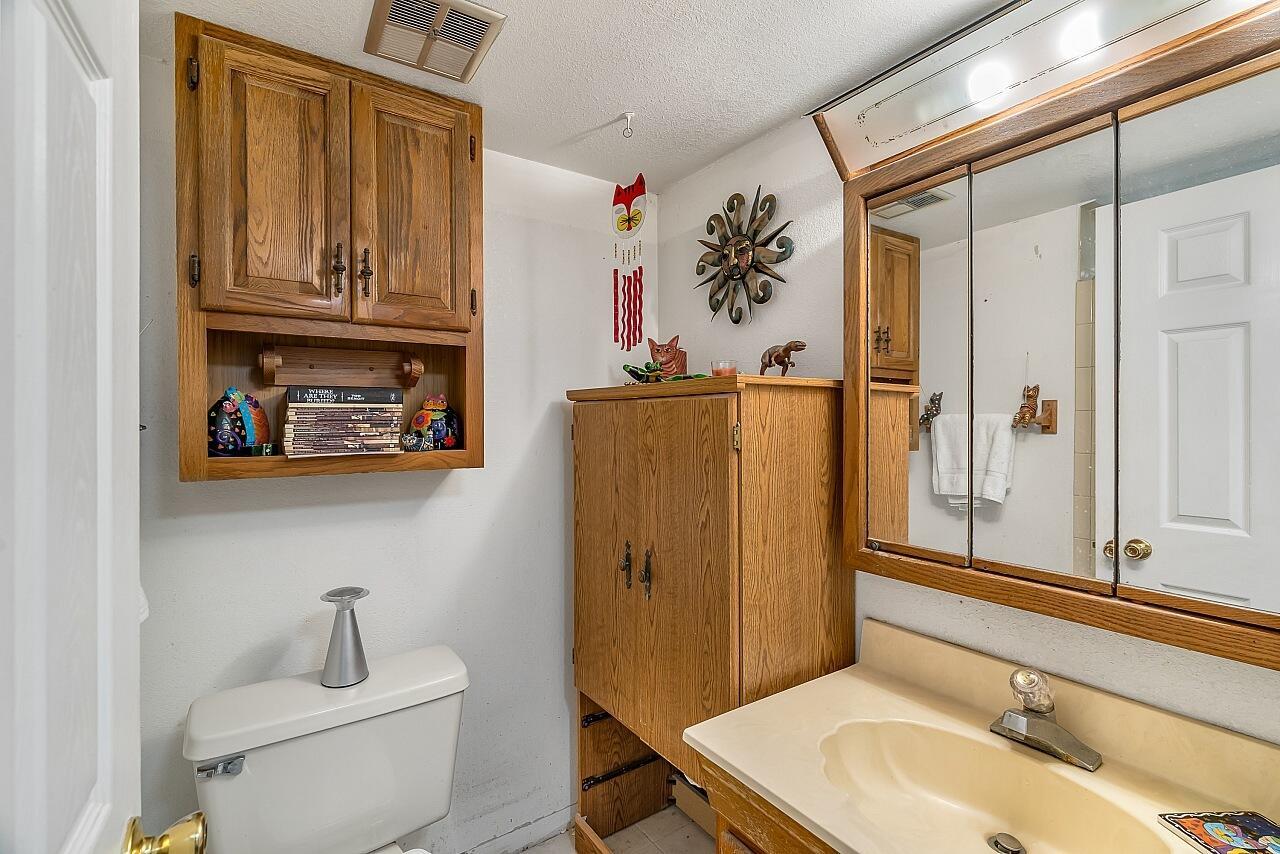 WELLEBY TOWNHOME 1 CONDO - Residential