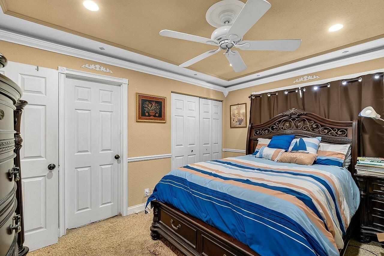 WELLEBY TOWNHOME 1 CONDO - Residential